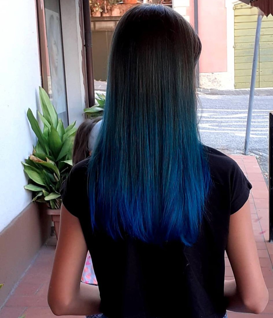 Castano freddo con riflessi profondi