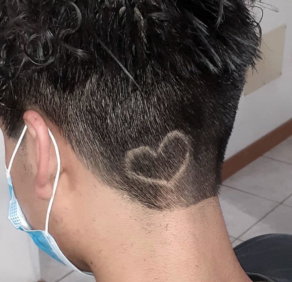 Dettaglio sfumatura e finitura lucida